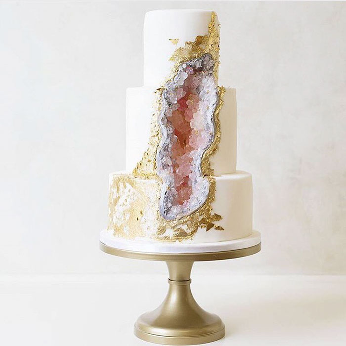 geode wedding cake 6